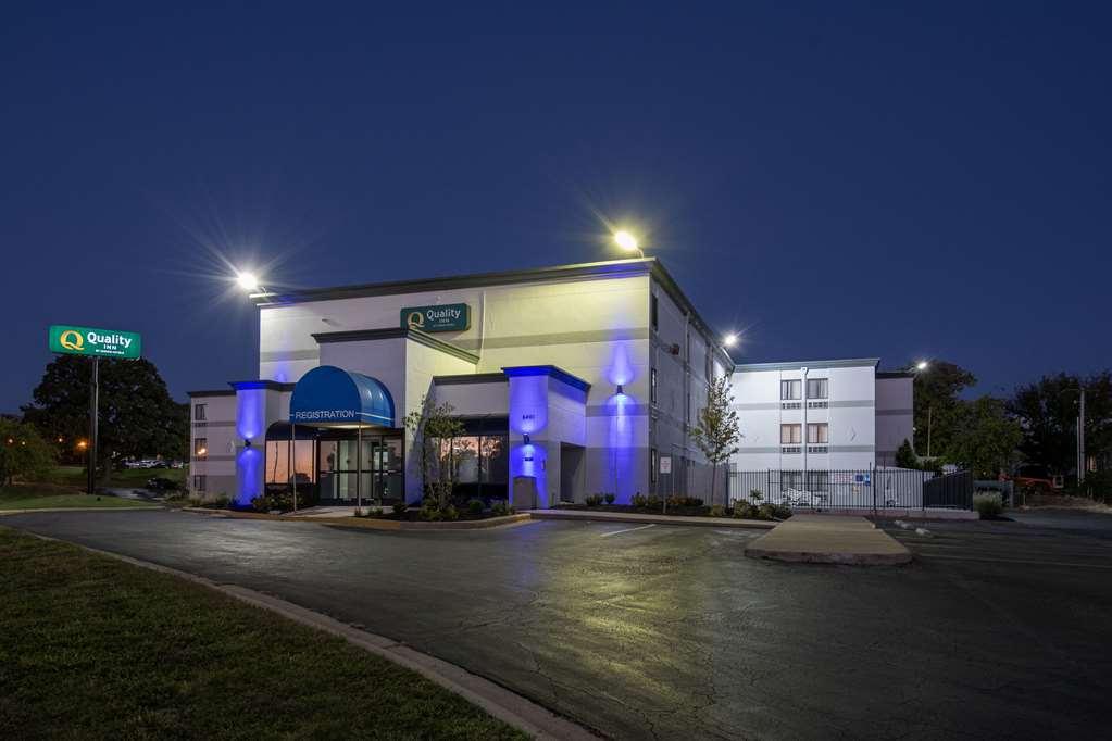 Quality Inn Merriam Kansas City Exterior foto